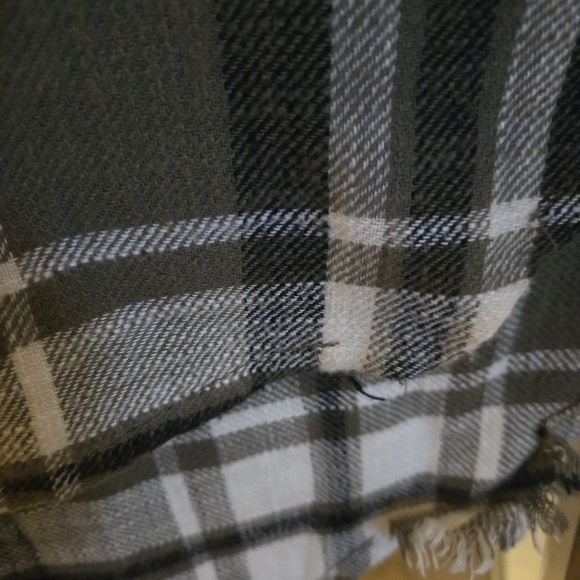 American Eagle Womens Oversized Plaid Shirt - Black and White, NWOT, L - Picture 7 of 8